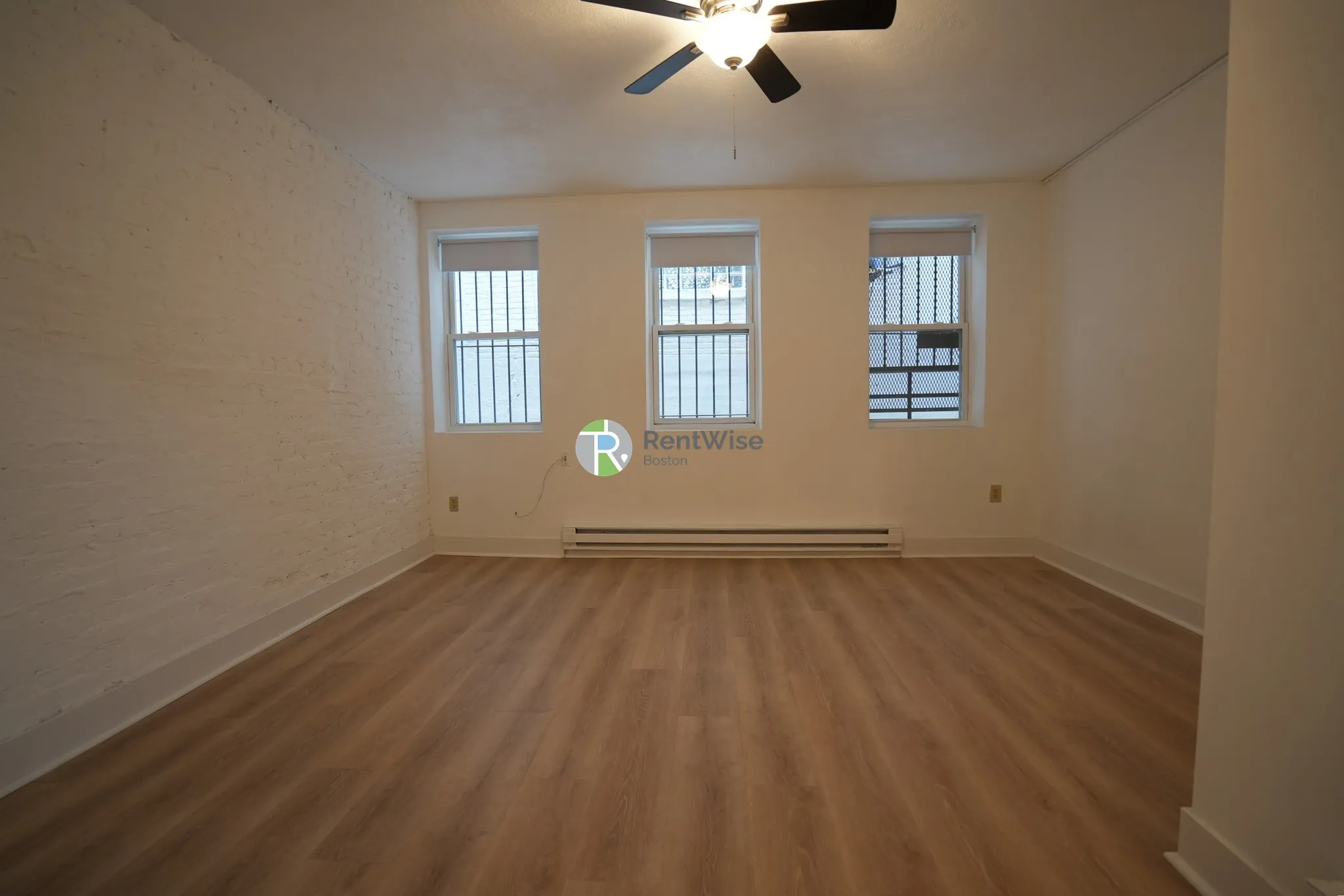 Studio bed, 1 bath apartment for rent at 111 Norway St Unit B4, Fenway — photo 2 of 17