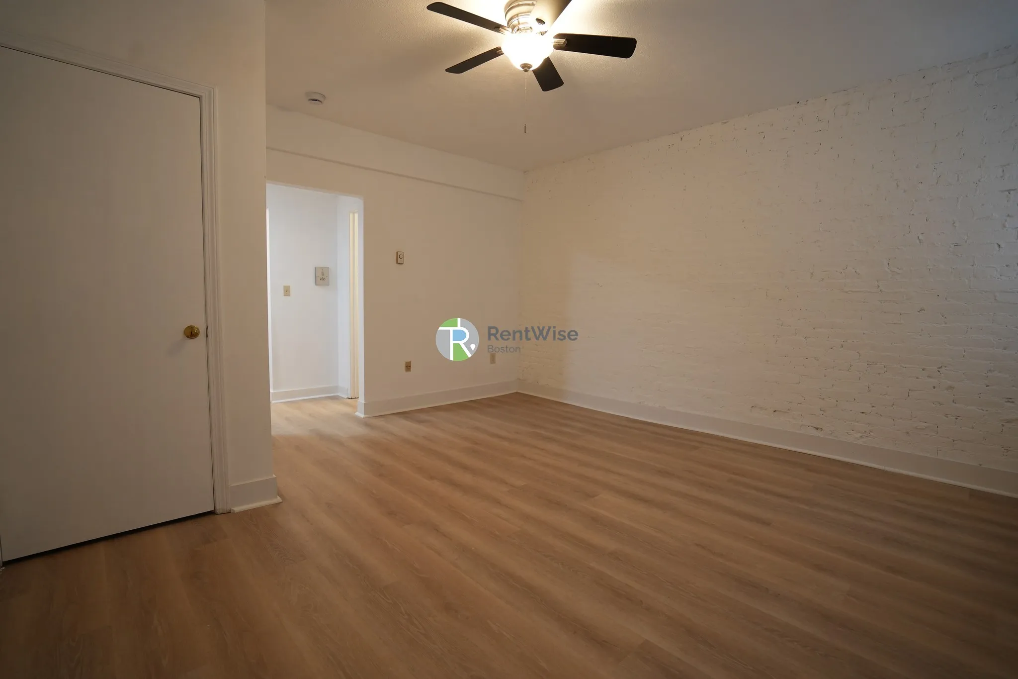 Studio bed, 1 bath apartment for rent at 111 Norway St Unit B4, Fenway — photo 6 of 17