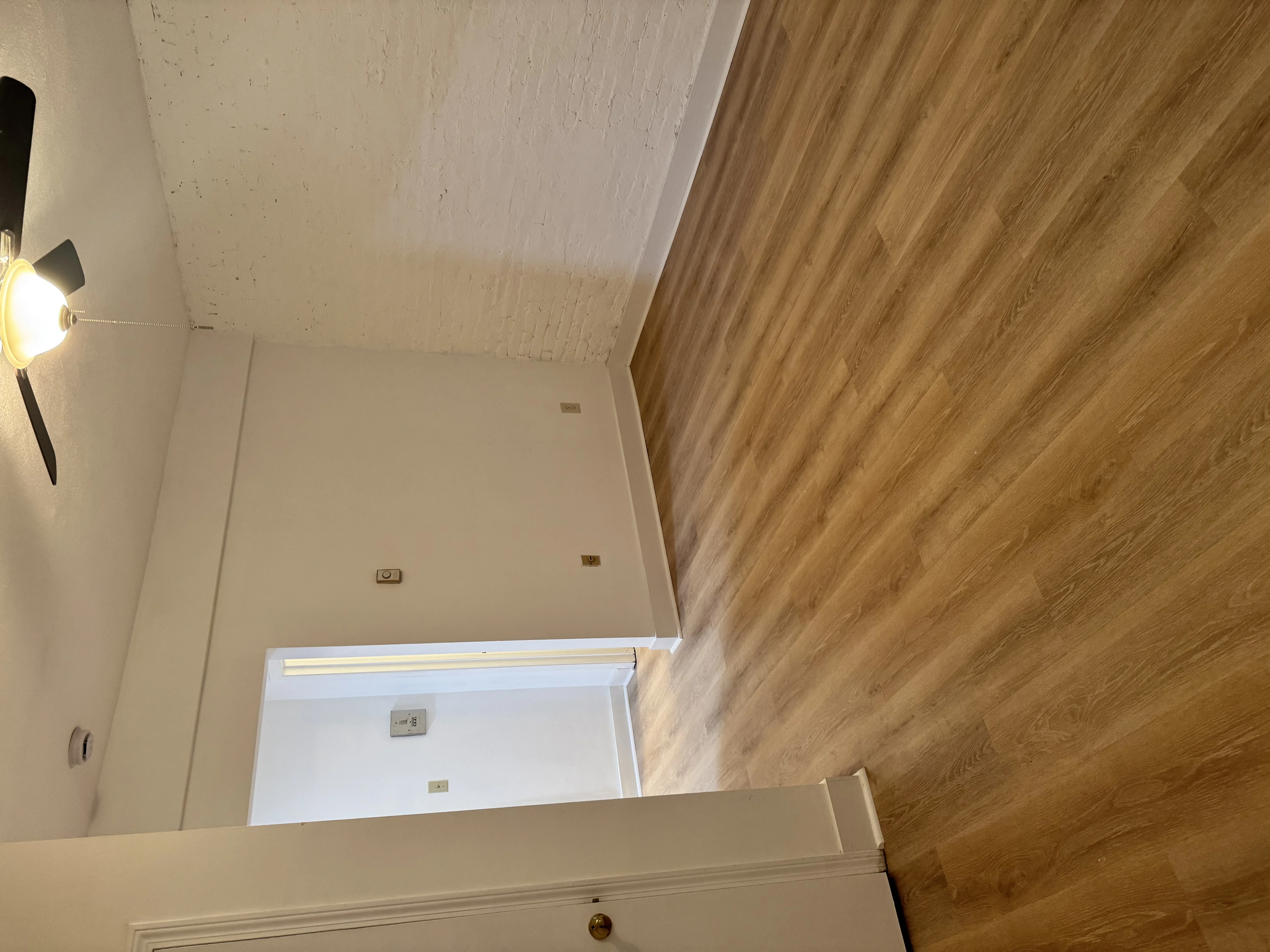 Studio bed, 1 bath apartment for rent at 111 Norway St Unit B4, Fenway — photo 13 of 17