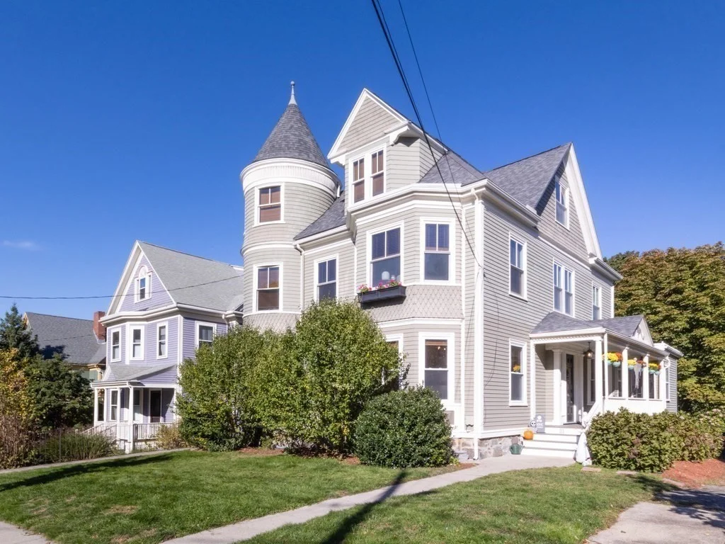 2 bed, 1 bath apartment for rent at 111 Ocean Unit 1, Boston — photo 1 of 26