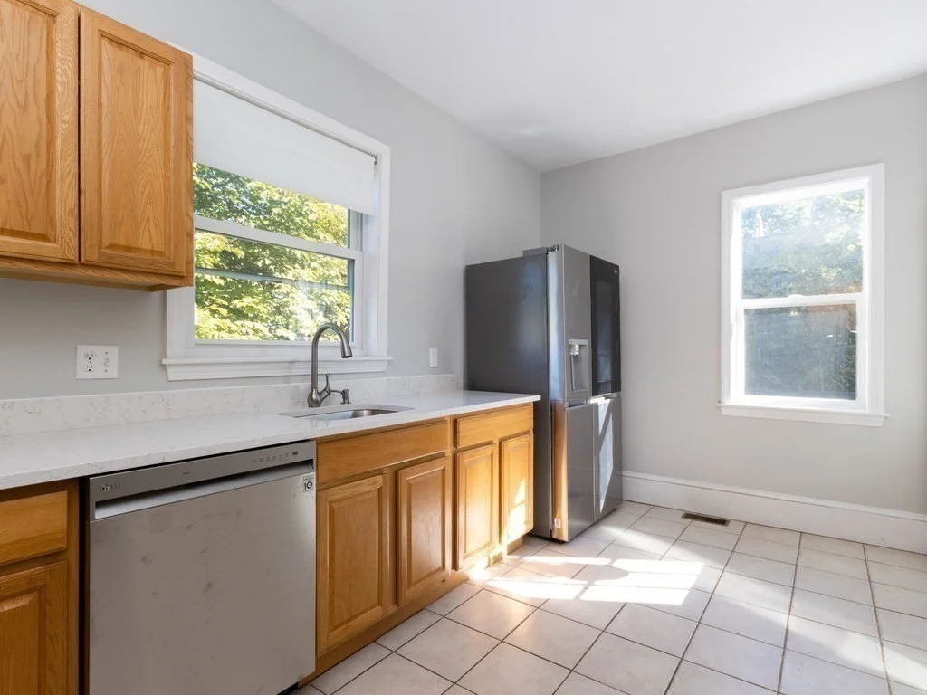 2 bed, 1 bath apartment for rent at 111 Ocean Unit 1, Boston — photo 23 of 26