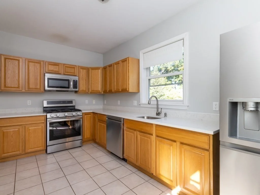 2 bed, 1 bath apartment for rent at 111 Ocean Unit 1, Boston — photo 21 of 26