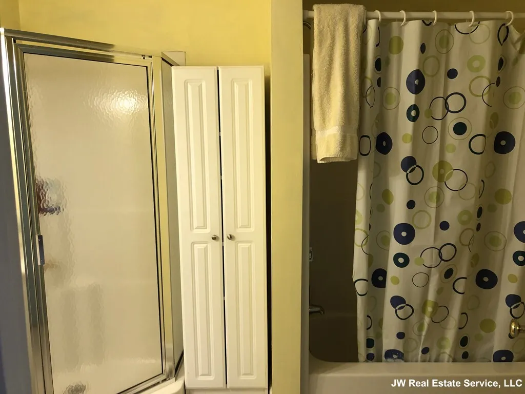 3 bed, 2.5 bath apartment for rent at 111 Oxford St Unit B, Revere — photo 19 of 23