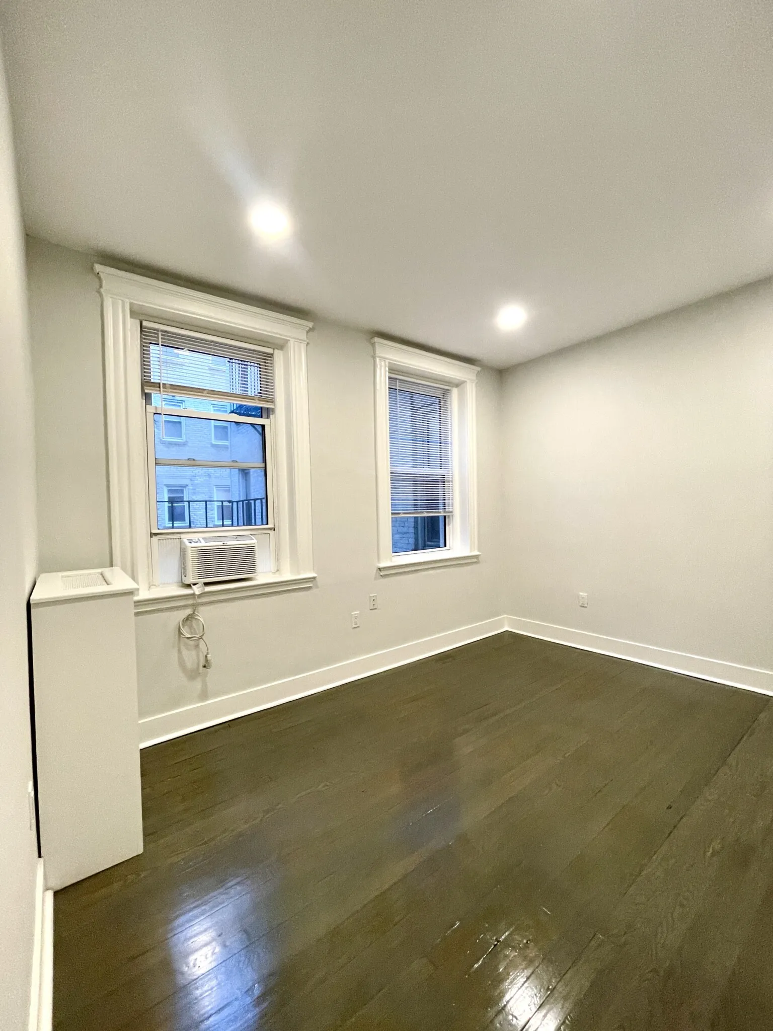 Studio bed, 1 bath apartment for rent at 111 Park Dr Unit 14, Fenway — photo 6 of 23