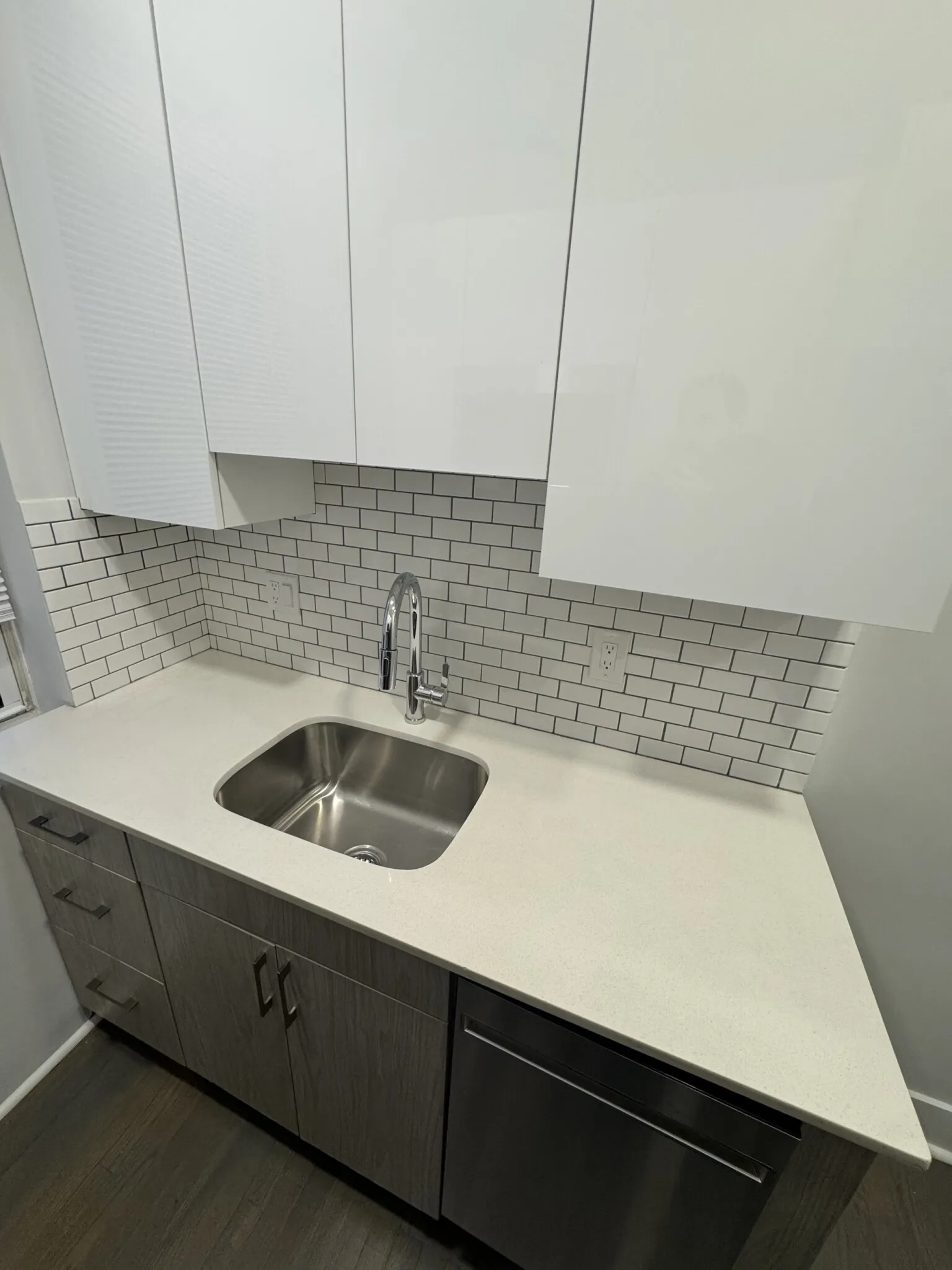 Studio bed, 1 bath apartment for rent at 111 Park Dr Unit 14, Fenway — photo 17 of 23