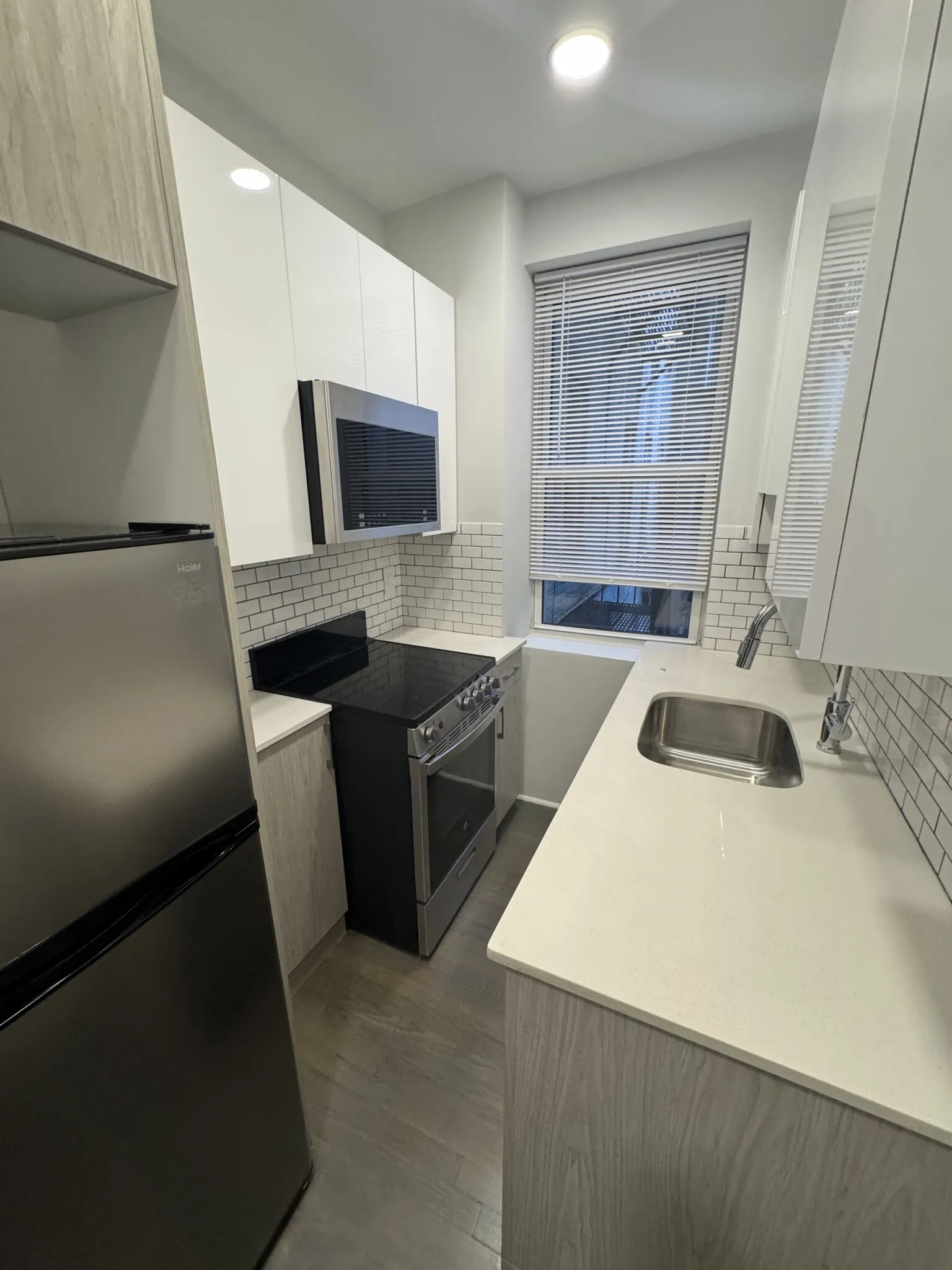 Studio bed, 1 bath apartment for rent at 111 Park Dr Unit 14, Fenway — photo 15 of 23