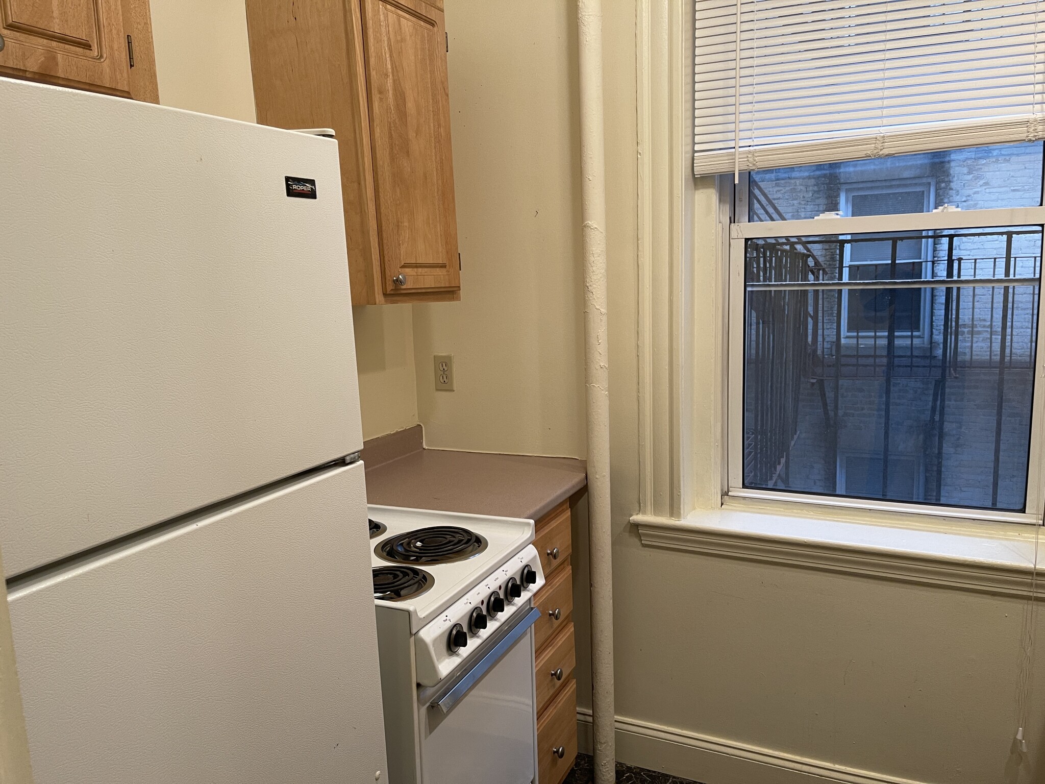 1 bed, 1 bath apartment for rent at 111 Park Dr Unit 29, Fenway — photo 4 of 12
