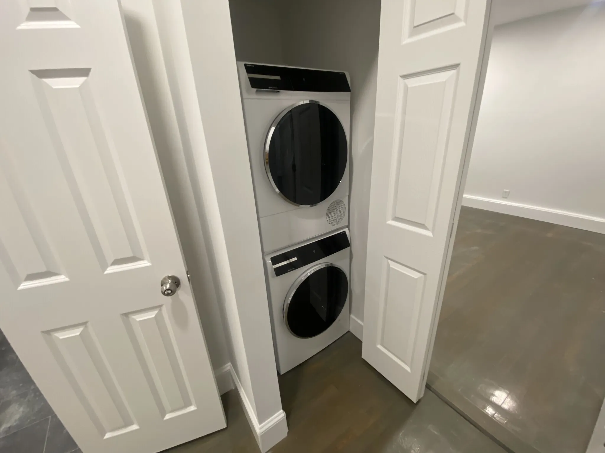 1 bed, 1 bath apartment for rent at 111 Park Dr Unit 34, Fenway — photo 7 of 8