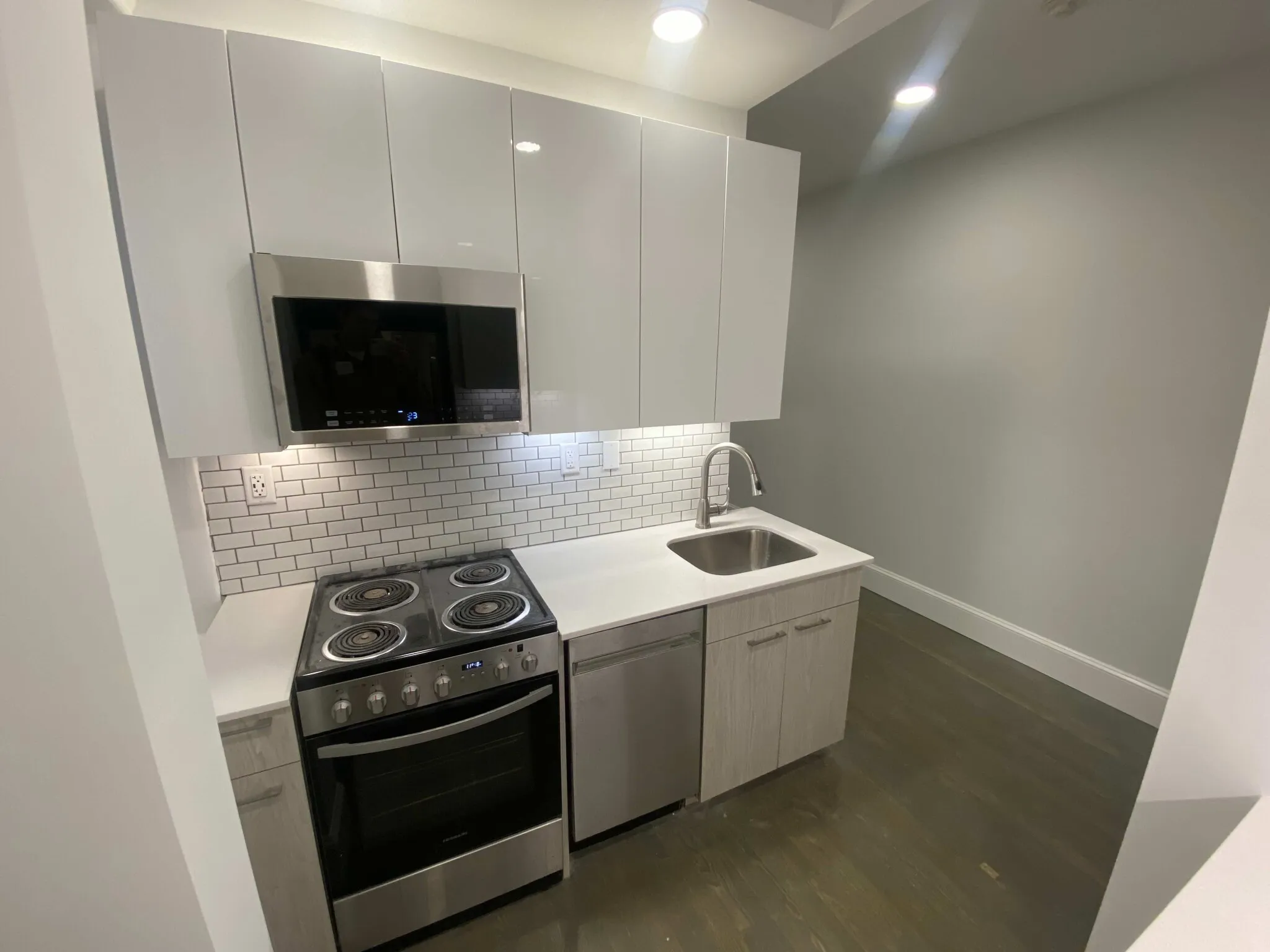1 bed, 1 bath apartment for rent at 111 Park Dr Unit 34, Fenway — photo 1 of 8