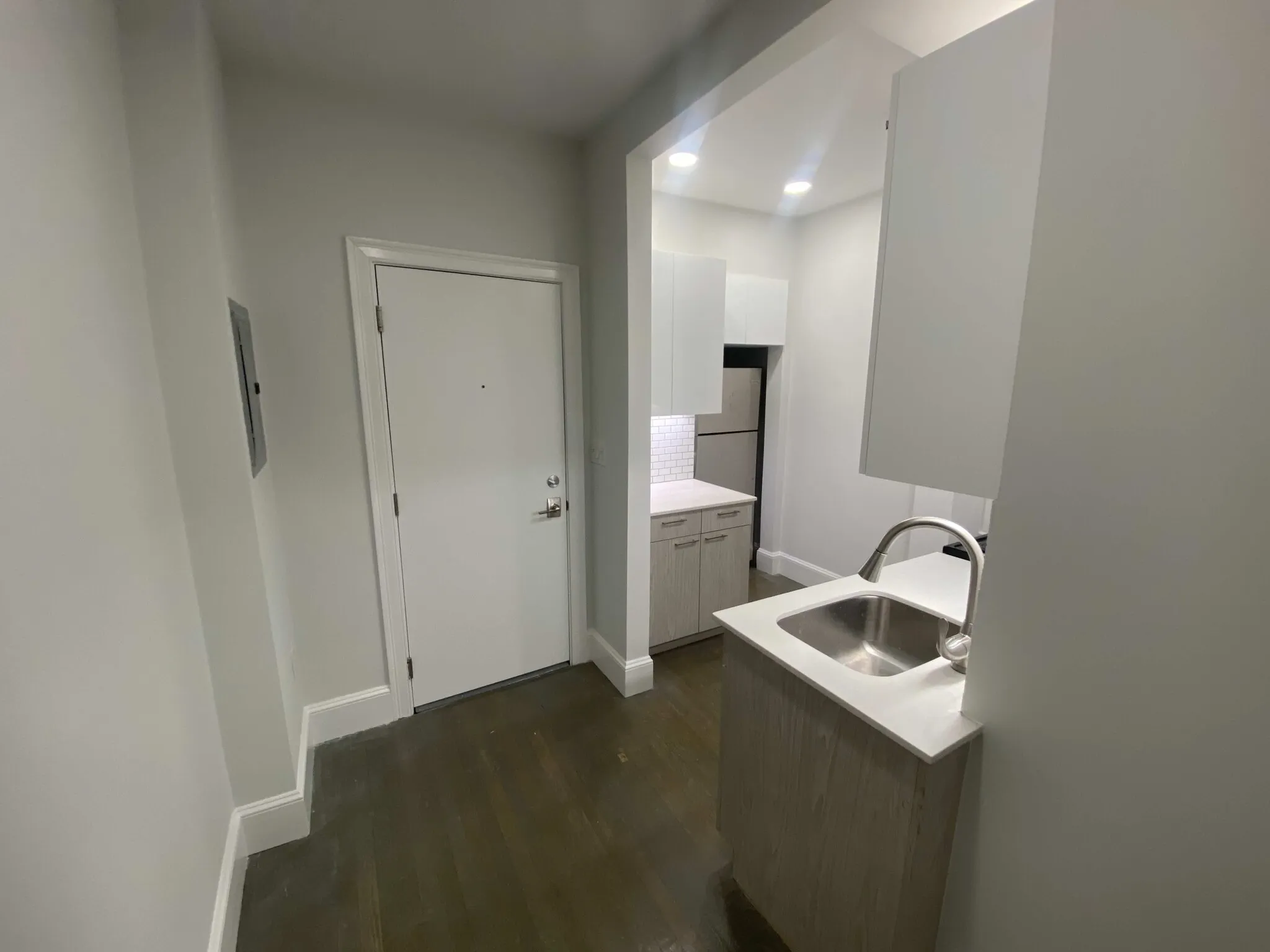 1 bed, 1 bath apartment for rent at 111 Park Dr Unit 34, Fenway — photo 3 of 8