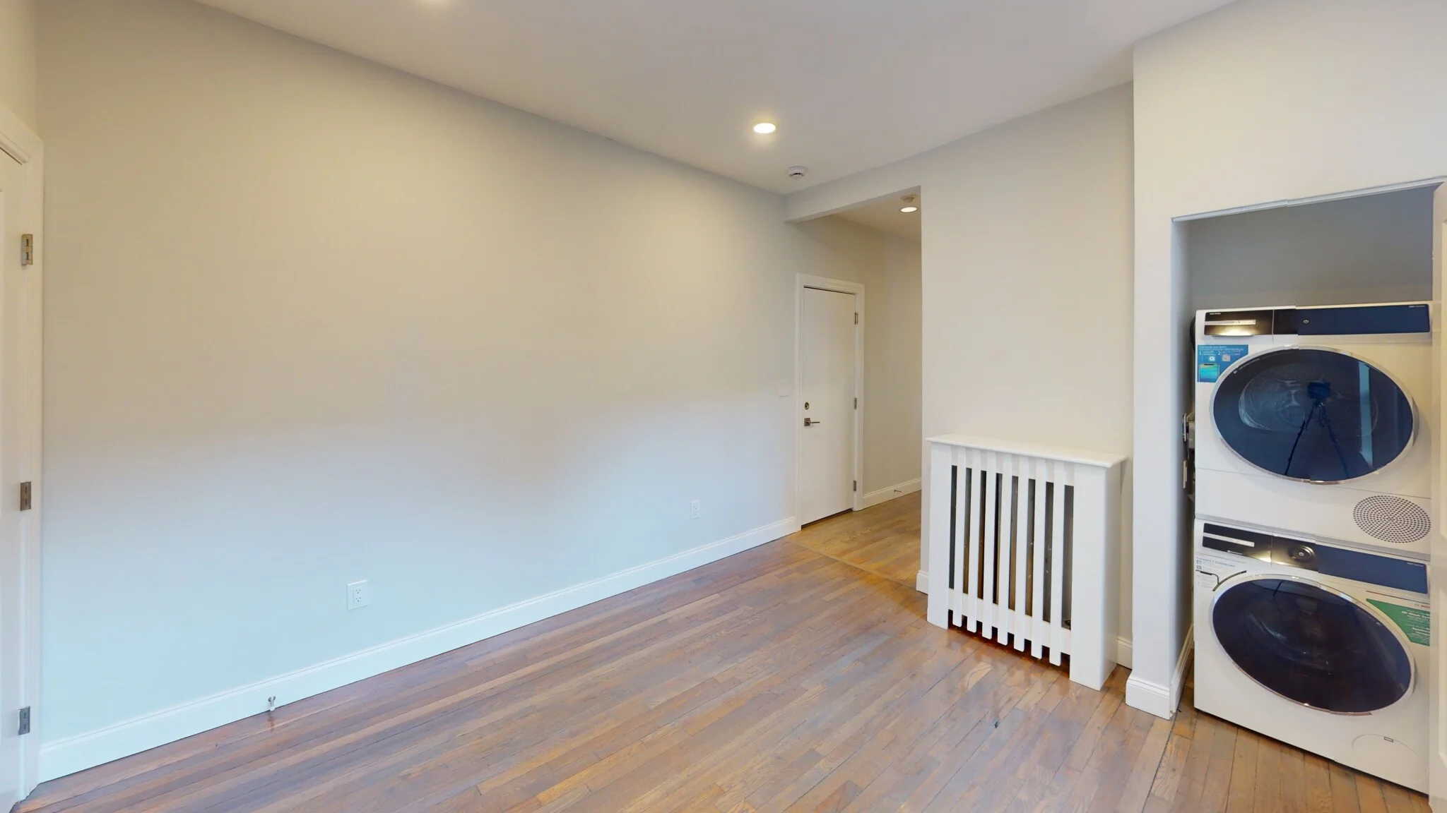 Studio bed, 1 bath apartment for rent at 111 Park Dr Unit 43, Fenway — photo 2 of 22