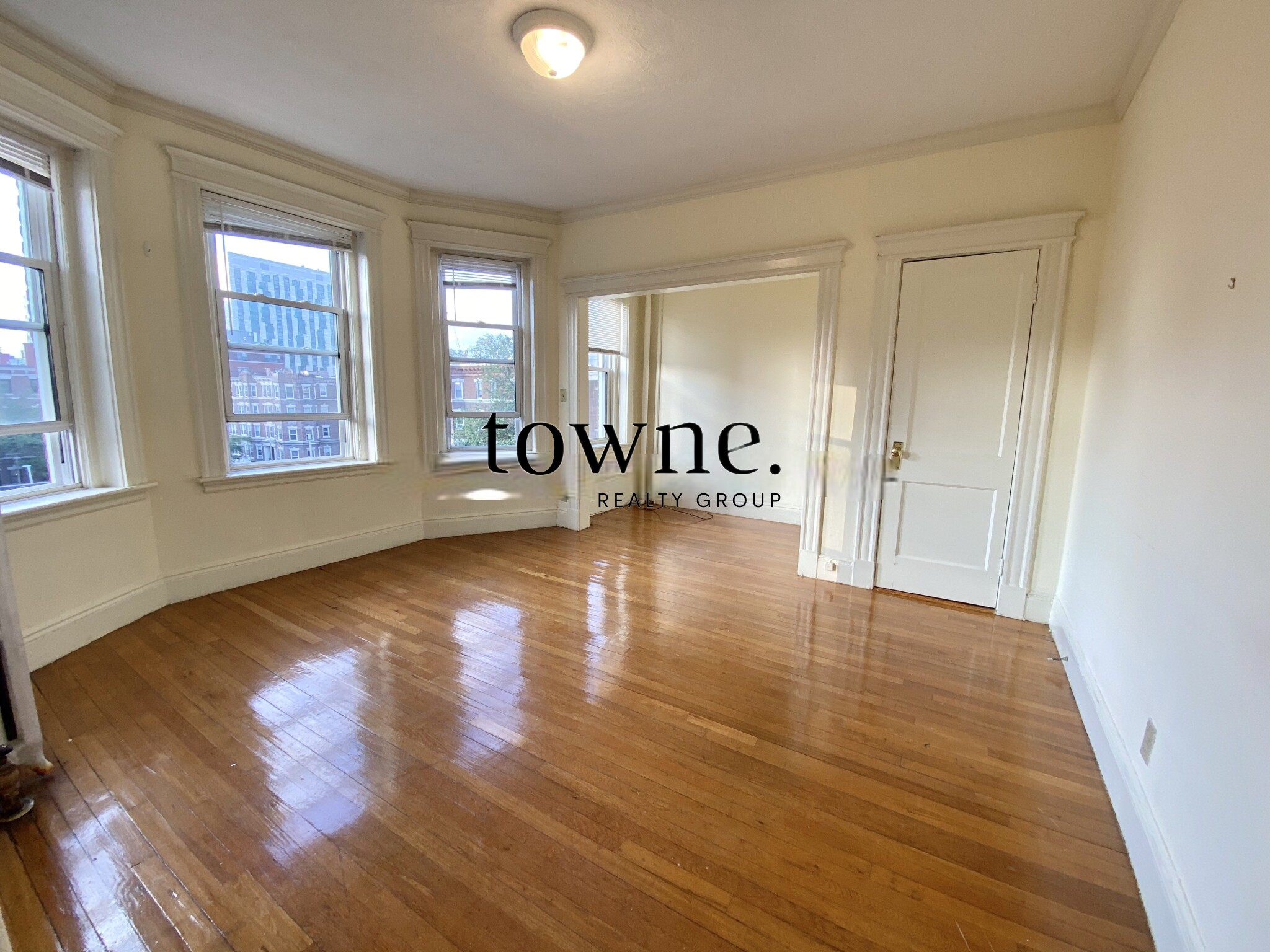 Studio bed, 1 bath apartment for rent at 111 Park Dr Unit 45, Fenway