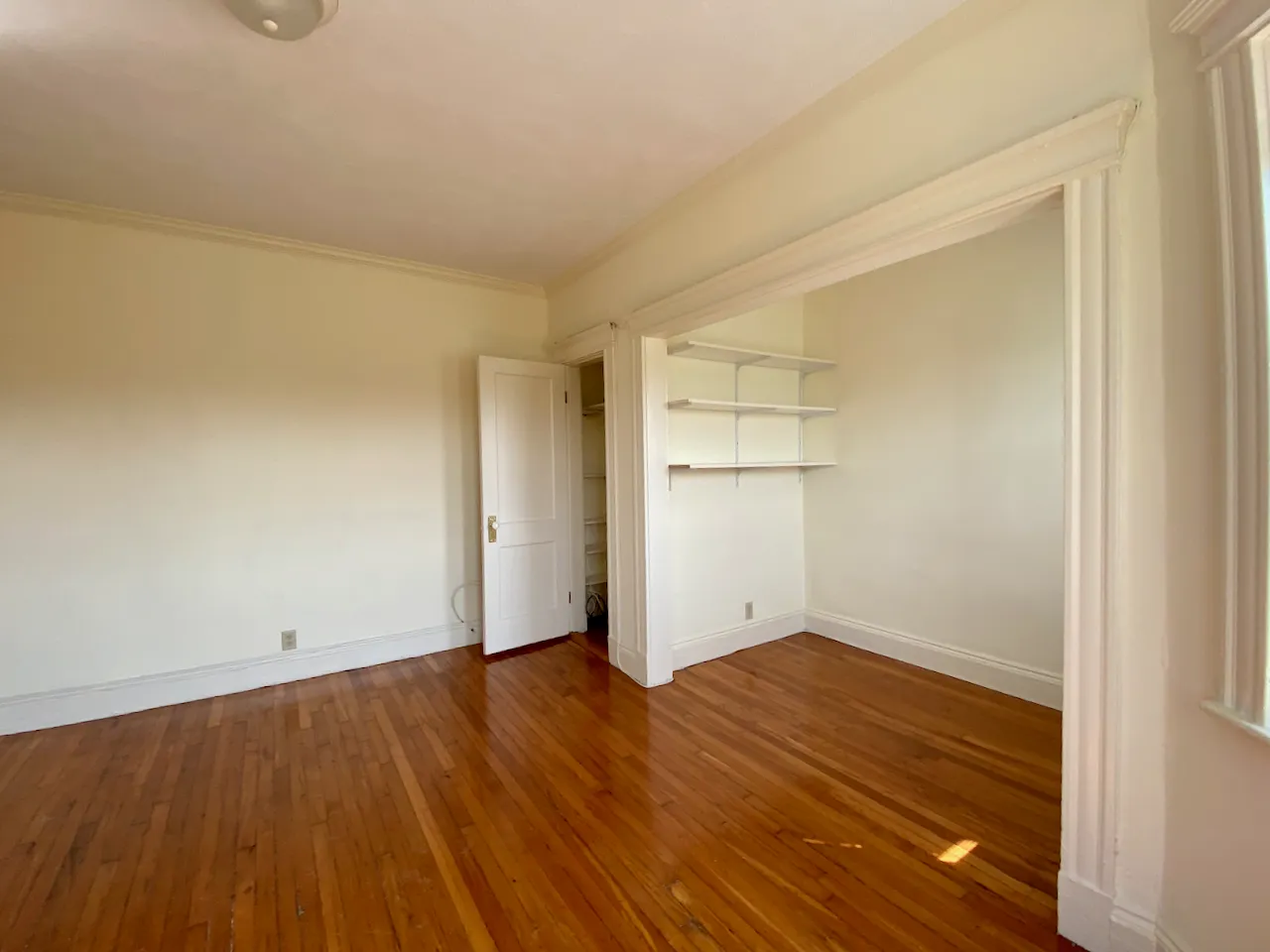 Studio bed, 1 bath apartment for rent at 111 Park Dr Unit 59, Fenway — photo 3 of 8