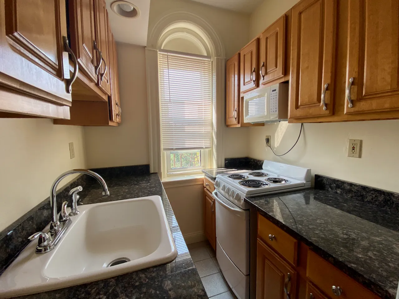 Studio bed, 1 bath apartment for rent at 111 Park Dr Unit 59, Fenway — photo 8 of 8