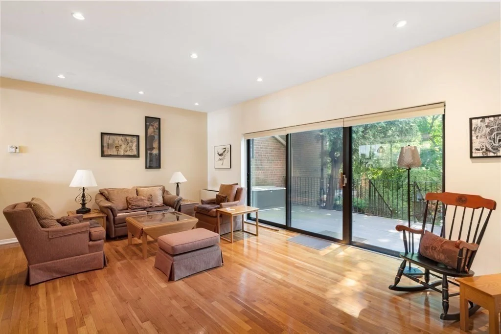 3 bed, 2 bath apartment for rent at 111 Perkins St Unit TH-13, Jamaica Plain — photo 10 of 21