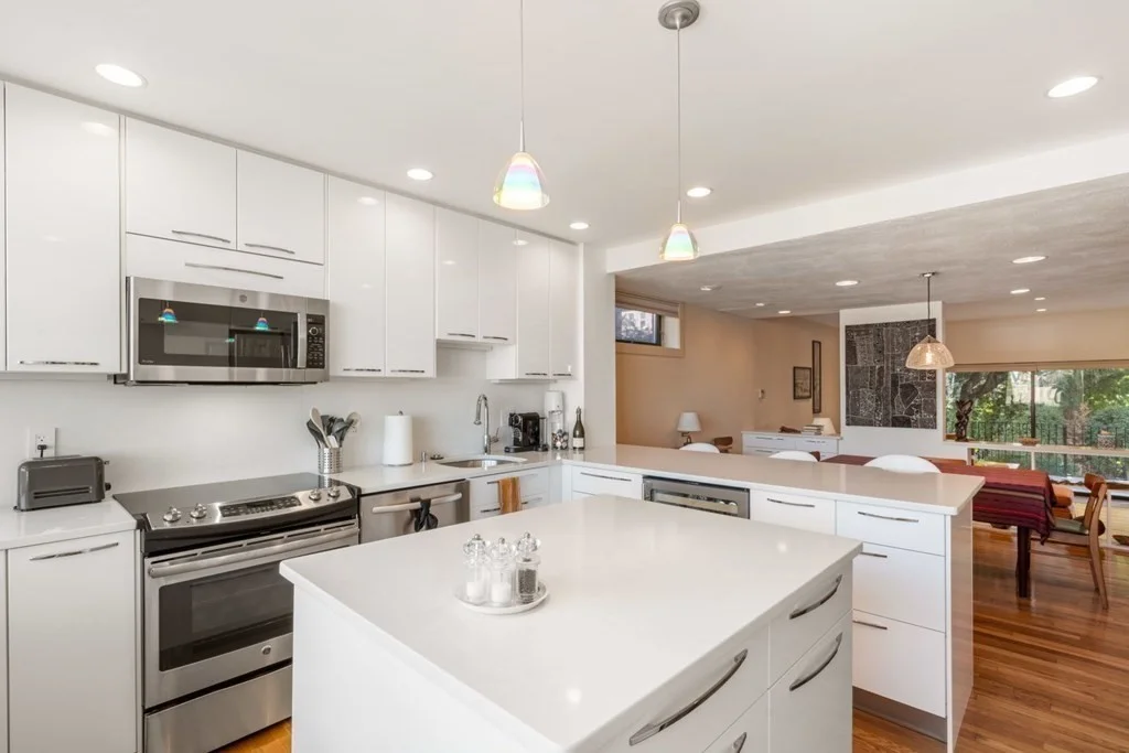 3 bed, 2 bath apartment for rent at 111 Perkins St Unit TH-13, Jamaica Plain — photo 3 of 21
