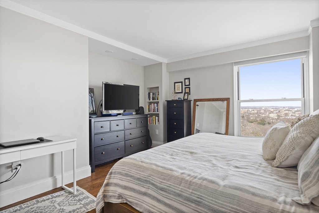 1 bed, 1 bath apartment for rent at 111 Perkins Unit 261A, Jamaica Plain — photo 8 of 15