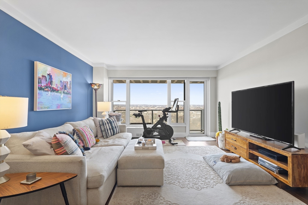 1 bed, 1 bath apartment for rent at 111 Perkins Unit 261A, Jamaica Plain — photo 2 of 15