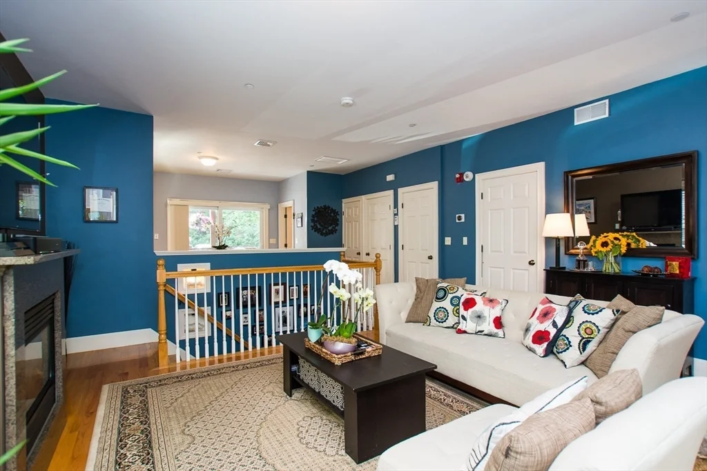 2 bed, 2 bath apartment for rent at 111 Pleasant St Unit 2, Dorchester — photo 3 of 19