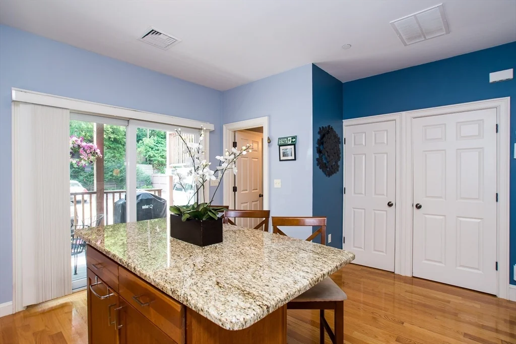 2 bed, 2 bath apartment for rent at 111 Pleasant St Unit 2, Dorchester — photo 7 of 19