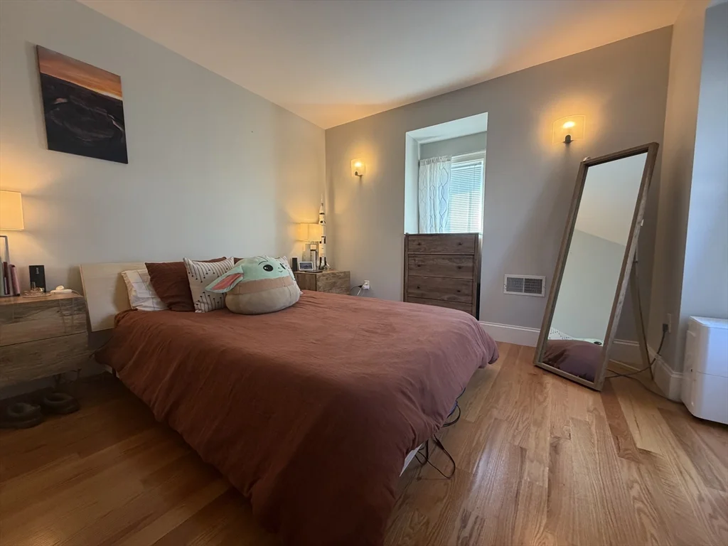 2 bed, 2 bath apartment for rent at 111 Pleasant St Unit 4, Dorchester — photo 17 of 19