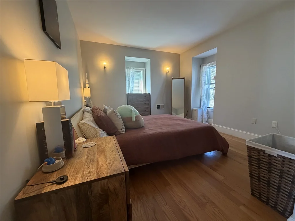 2 bed, 2 bath apartment for rent at 111 Pleasant St Unit 4, Dorchester — photo 15 of 19
