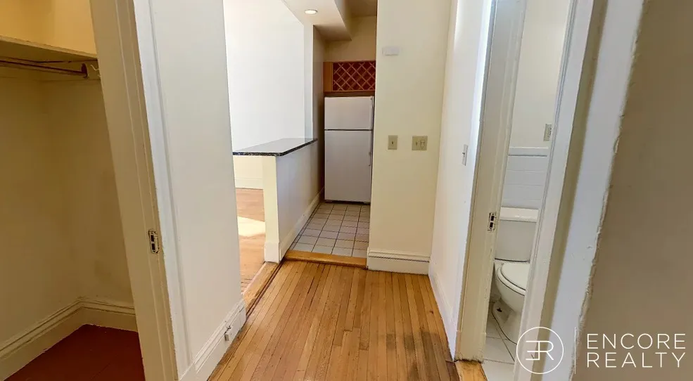 Studio bed, 1 bath apartment for rent at 111 Queensberry St Unit 2A, Fenway — photo 4 of 5