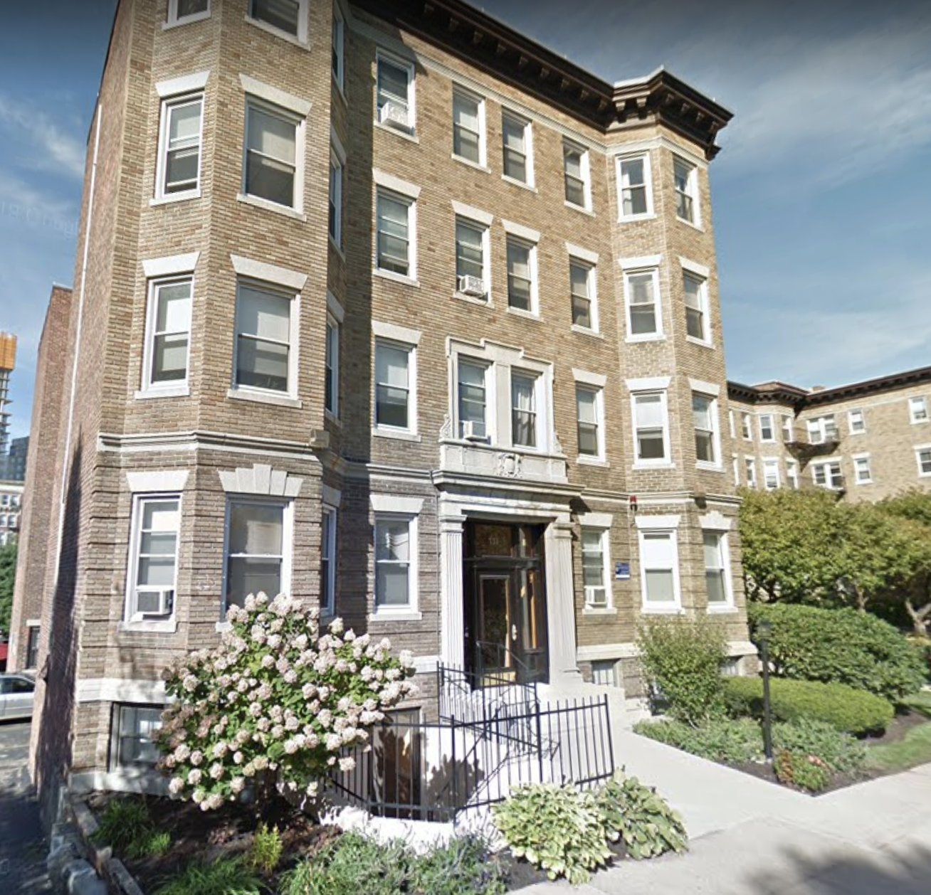 1 bed, 1 bath apartment for rent at 111 Queensberry St Unit D, Fenway — photo 15 of 17