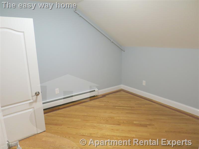 4 bed, 2 bath apartment for rent at 111 Sciarappa St Unit 6, East Cambridge — photo 8 of 10
