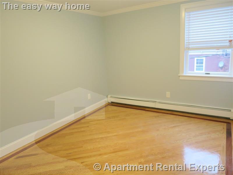 4 bed, 2 bath apartment for rent at 111 Sciarappa St Unit 6, East Cambridge — photo 4 of 10