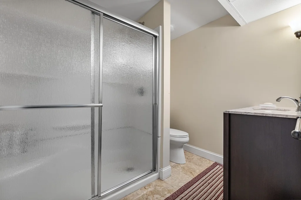 4 bed, 3 bath apartment for rent at 111 Sisters Cir, Yarmouth — photo 18 of 20