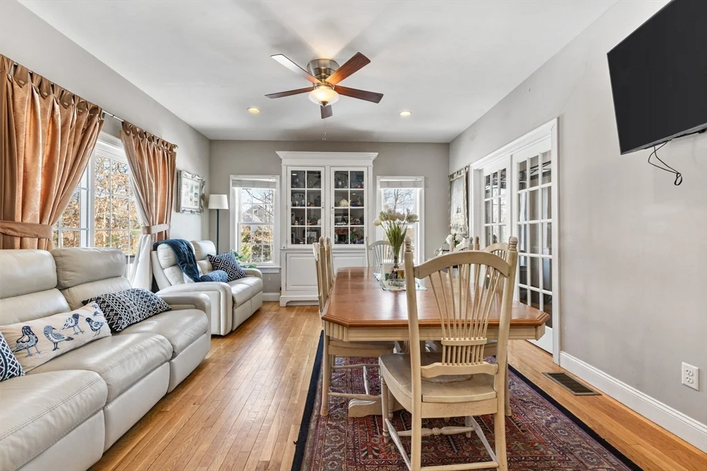 4 bed, 4+ bath apartment for rent at 111 Sisters Cir, Yarmouth Port — photo 11 of 38