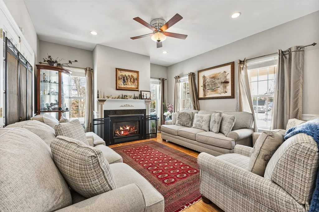 4 bed, 4+ bath apartment for rent at 111 Sisters Cir, Yarmouth Port — photo 9 of 38
