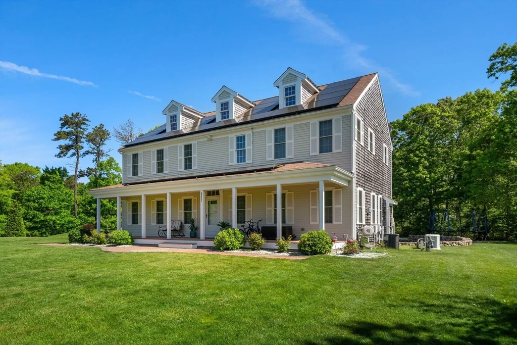 4 bed, 4+ bath apartment for rent at 111 Sisters Cir, Yarmouth Port — photo 2 of 38
