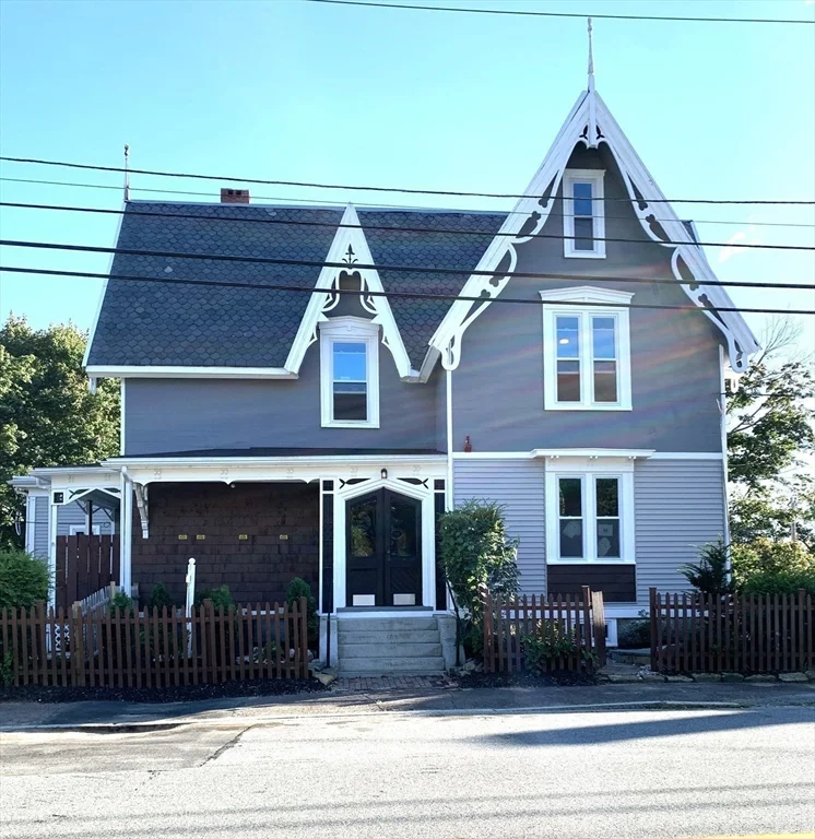 1 bed, 1 bath apartment for rent at 111 Summer St Unit 6, Haverhill — photo 1 of 20