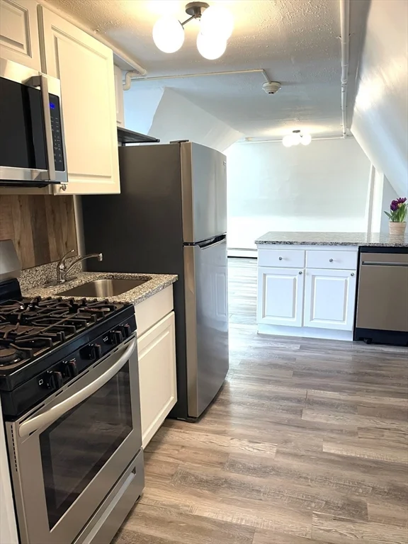 1 bed, 1 bath apartment for rent at 111 Summer St Unit 6, Haverhill — photo 7 of 20