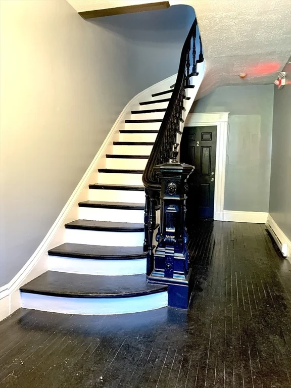 1 bed, 1 bath apartment for rent at 111 Summer St Unit 6, Haverhill — photo 2 of 20