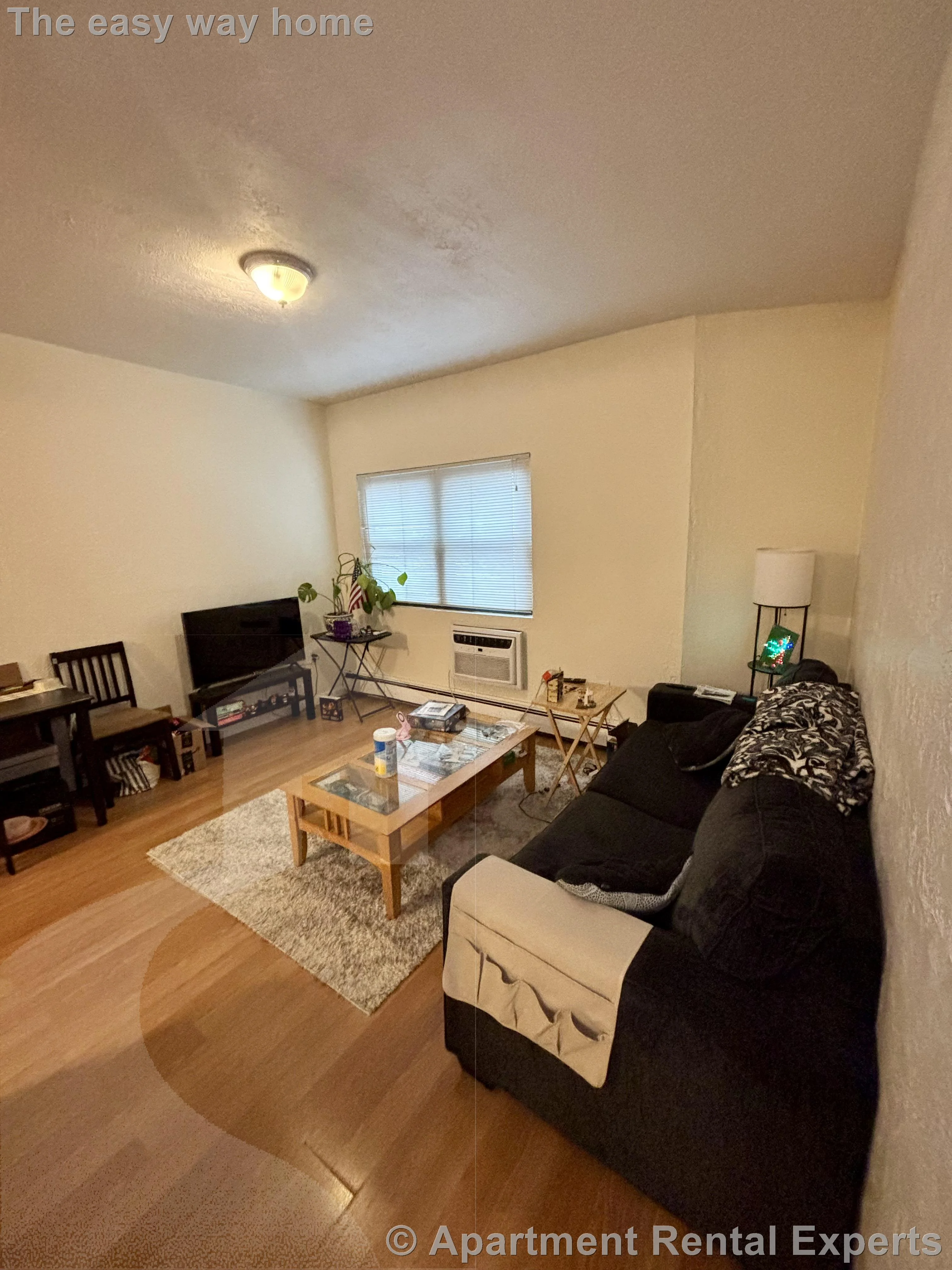 1 bed, 1 bath apartment for rent at 111 Walnut St Unit 10, Winter Hill — photo 3 of 14