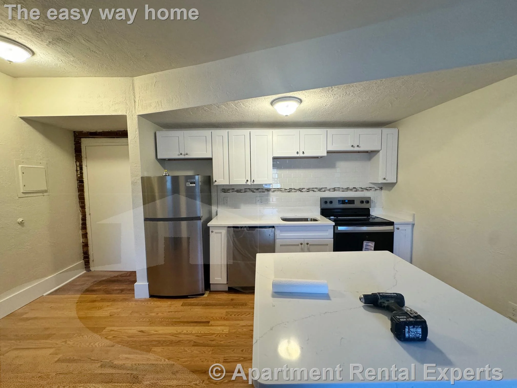 1 bed, 1 bath apartment for rent at 111 Walnut St Unit 20, Winter Hill — photo 2 of 10