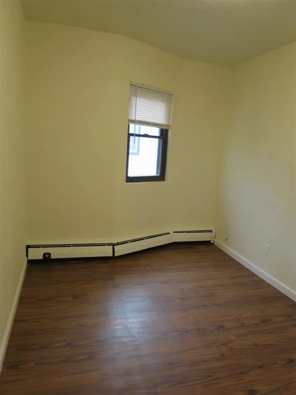 1 bed, 1 bath apartment for rent at 111 Walnut St Unit 33, Winter Hill — photo 9 of 10
