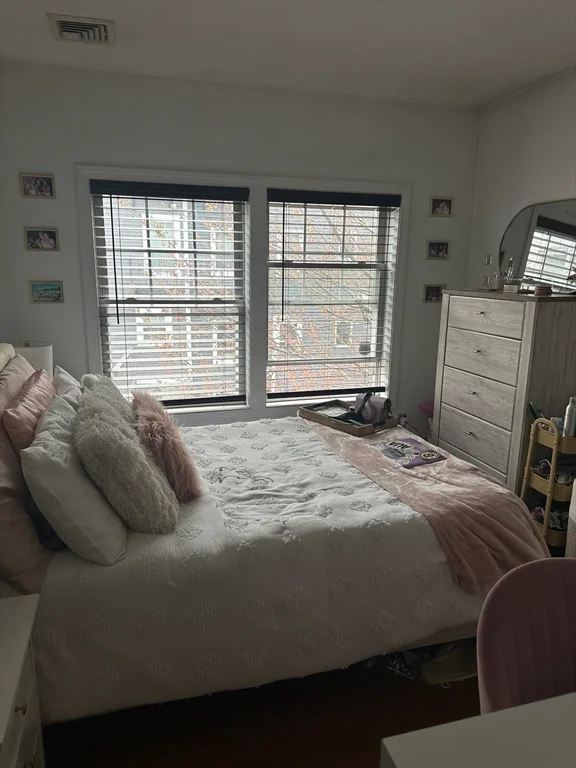 3 bed, 2 bath apartment for rent at 111 West 8th St Unit 1, South Boston — photo 7 of 21