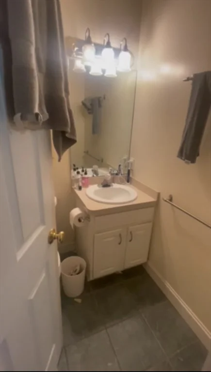 3 bed, 2 bath apartment for rent at 111 West 8th St Unit 1, South Boston — photo 11 of 21
