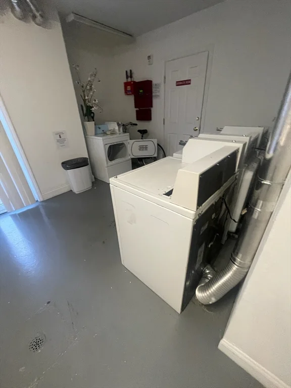 3 bed, 2 bath apartment for rent at 111 West 8th St Unit 1, South Boston — photo 15 of 21