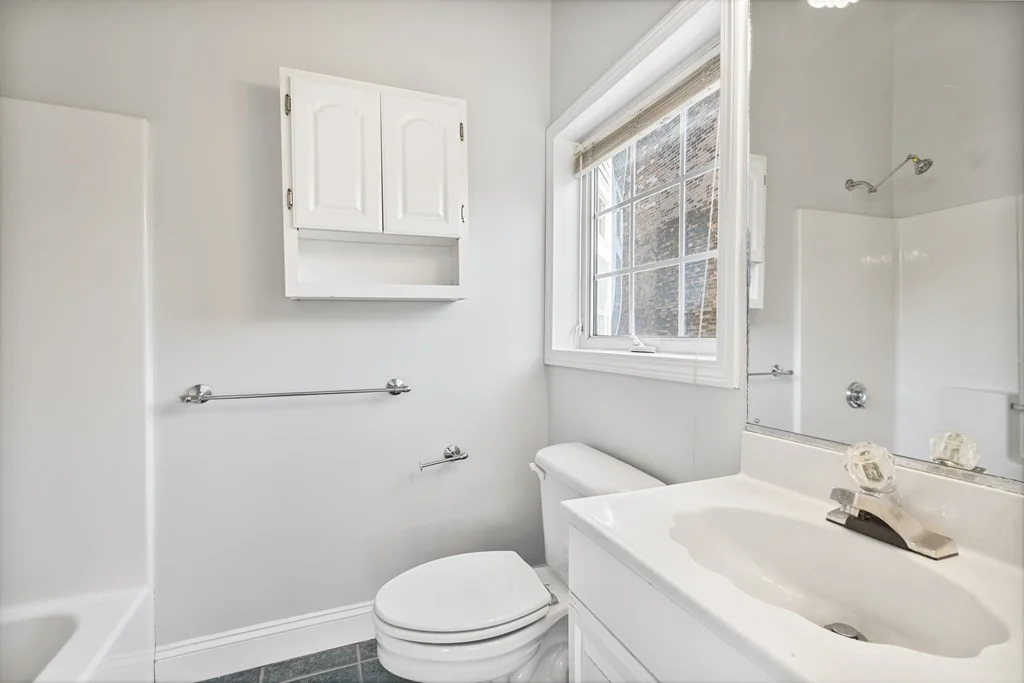 3 bed, 2 bath apartment for rent at 111 West 8th Unit O, Boston — photo 11 of 17