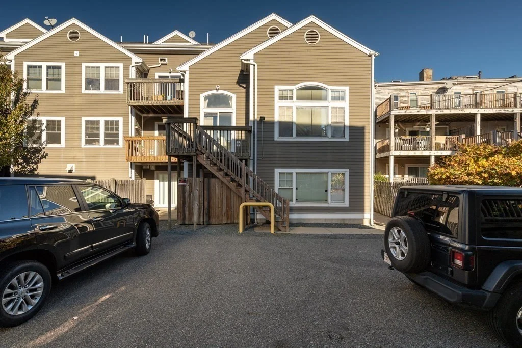3 bed, 2 bath apartment for rent at 111 West 8th Unit O, Boston — photo 13 of 17