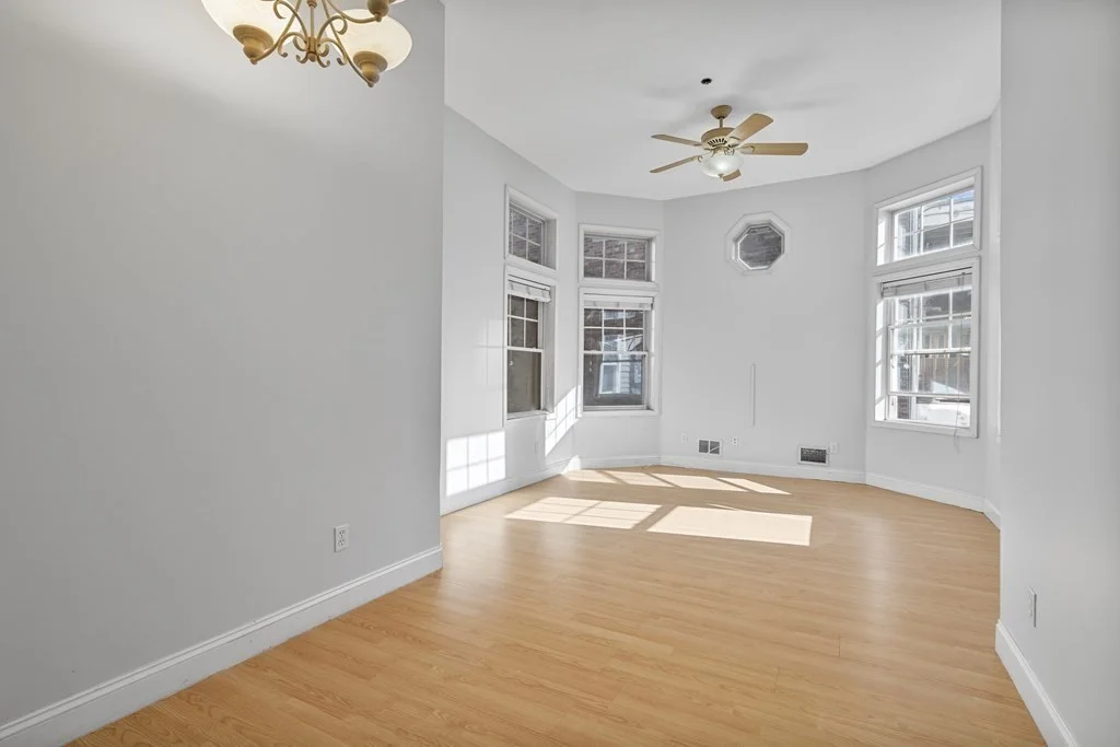 3 bed, 2 bath apartment for rent at 111 West 8th Unit O, Boston — photo 2 of 17