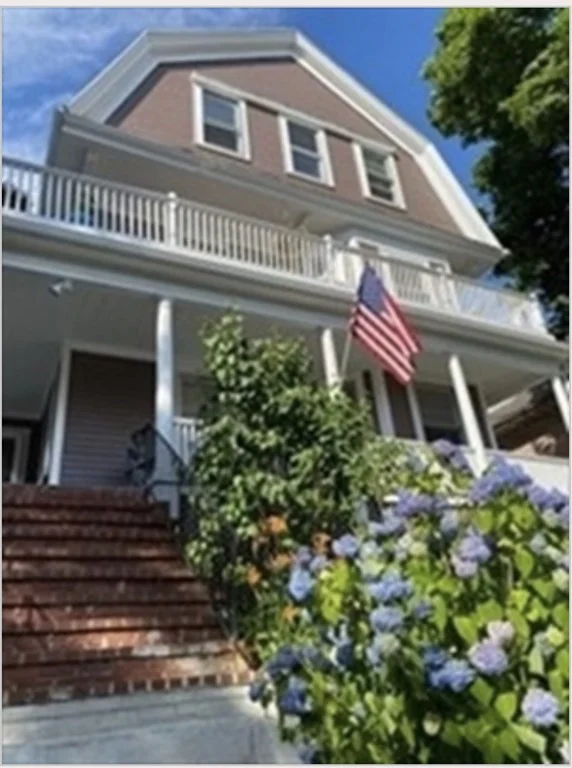 3 bed, 1 bath apartment for rent at 111 Westbourne Ter Unit 3, Brookline