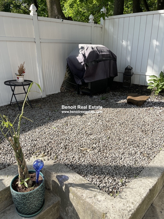 1 bed, 1.5 bath apartment for rent at 111 Woodstock St Unit A, West Somerville — photo 11 of 13