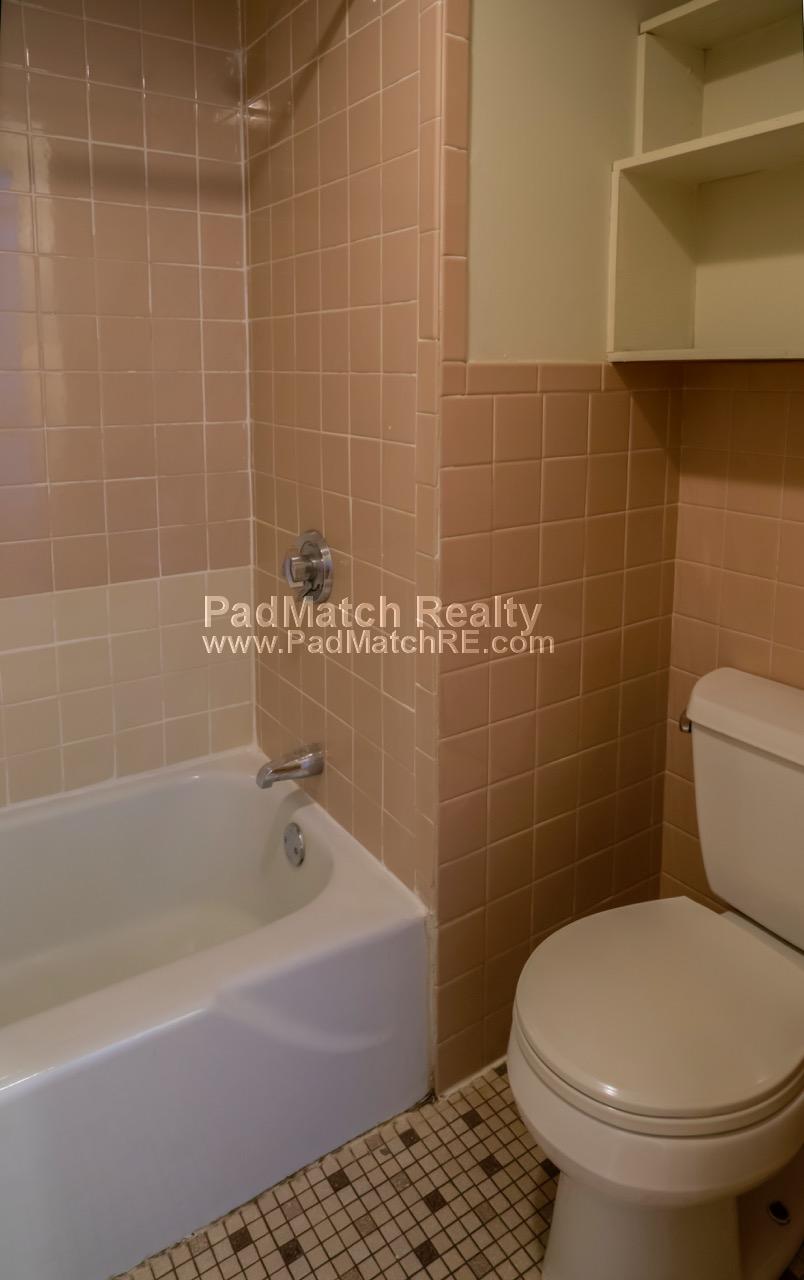 Studio bed, 1 bath apartment for rent at 1110 Commonwealth Ave Unit 312, Brighton — photo 4 of 10