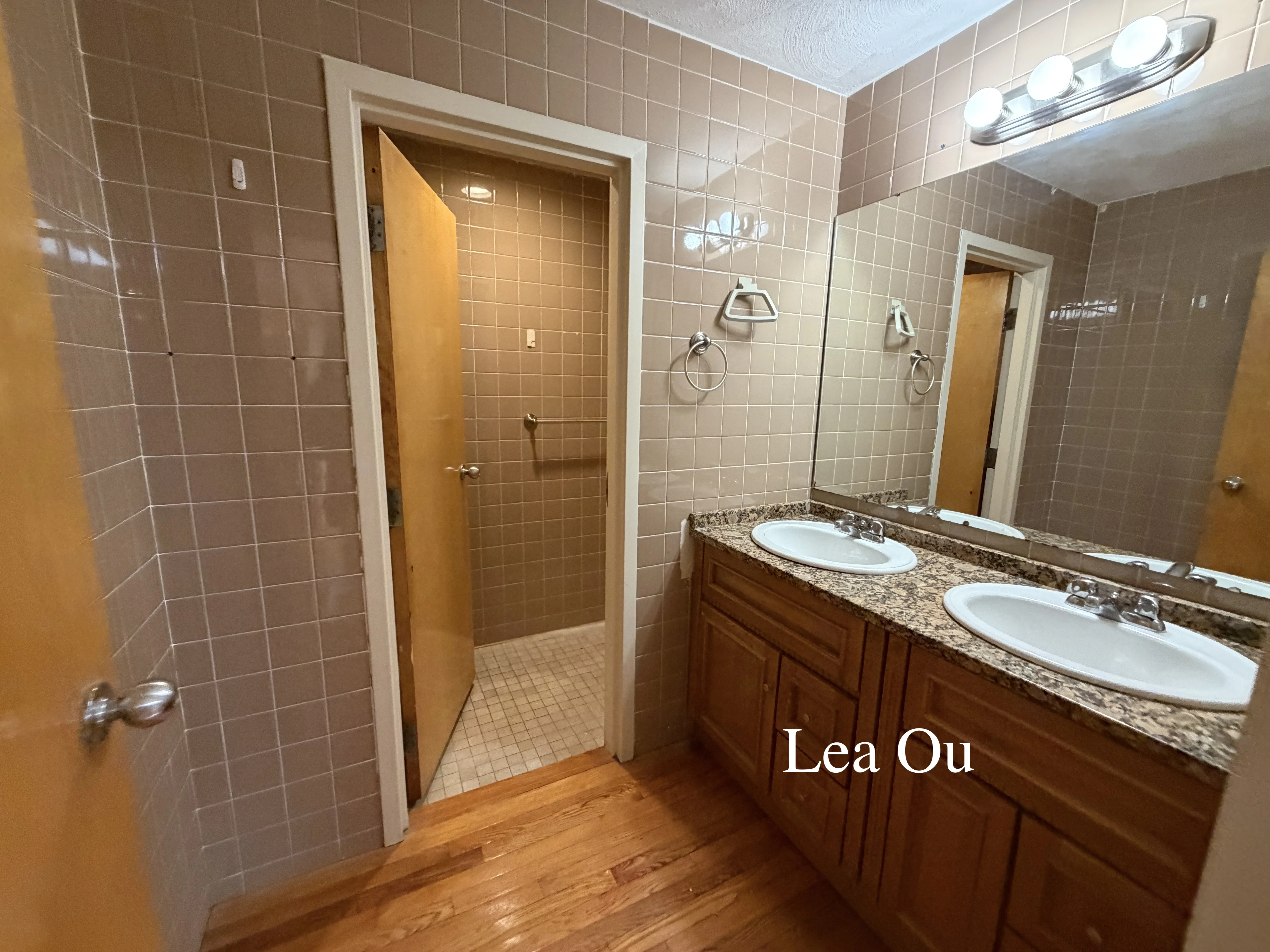 3 bed, 1.5 bath apartment for rent at 1110 Commonwealth Ave Unit 603, Brighton — photo 8 of 10